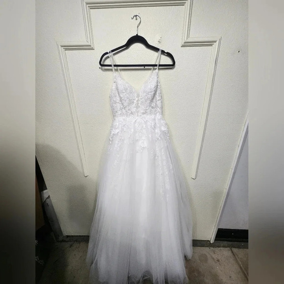 Lulus Height of Love White Embroidered Beaded Backless A-Line Gown Wedding - Picture 6 of 14